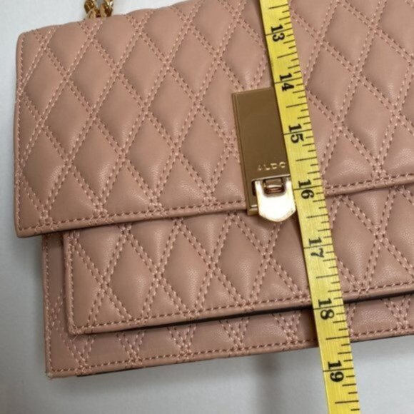 Aldo Pink Quilted Faux Leather Purse With Gold Hardware - Picture 12 of 15